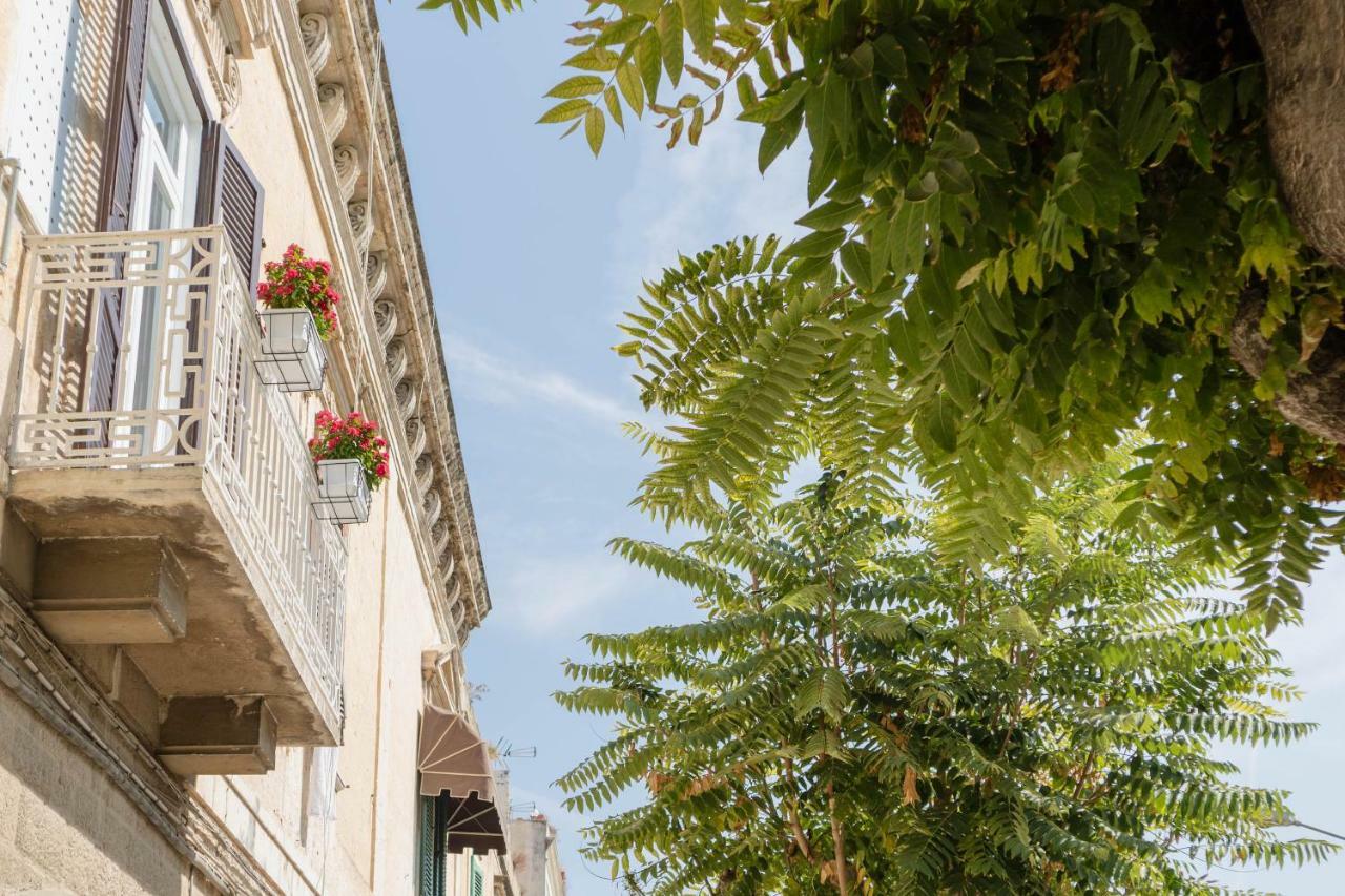 Affittacamere La Cattedrale Sul Mare Trani Ngoại thất bức ảnh